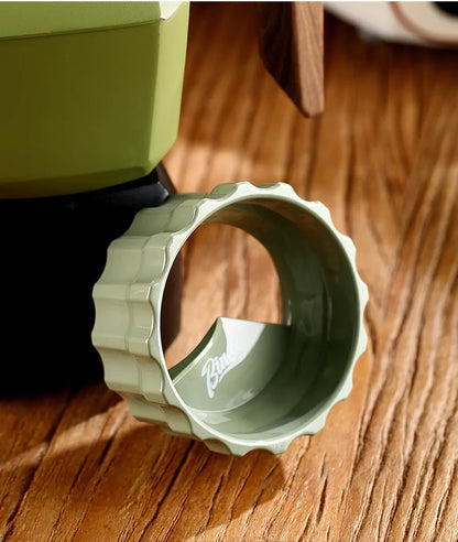 Moka Pot Powder Dispenser – Just Coffee Anti-Flying Edition